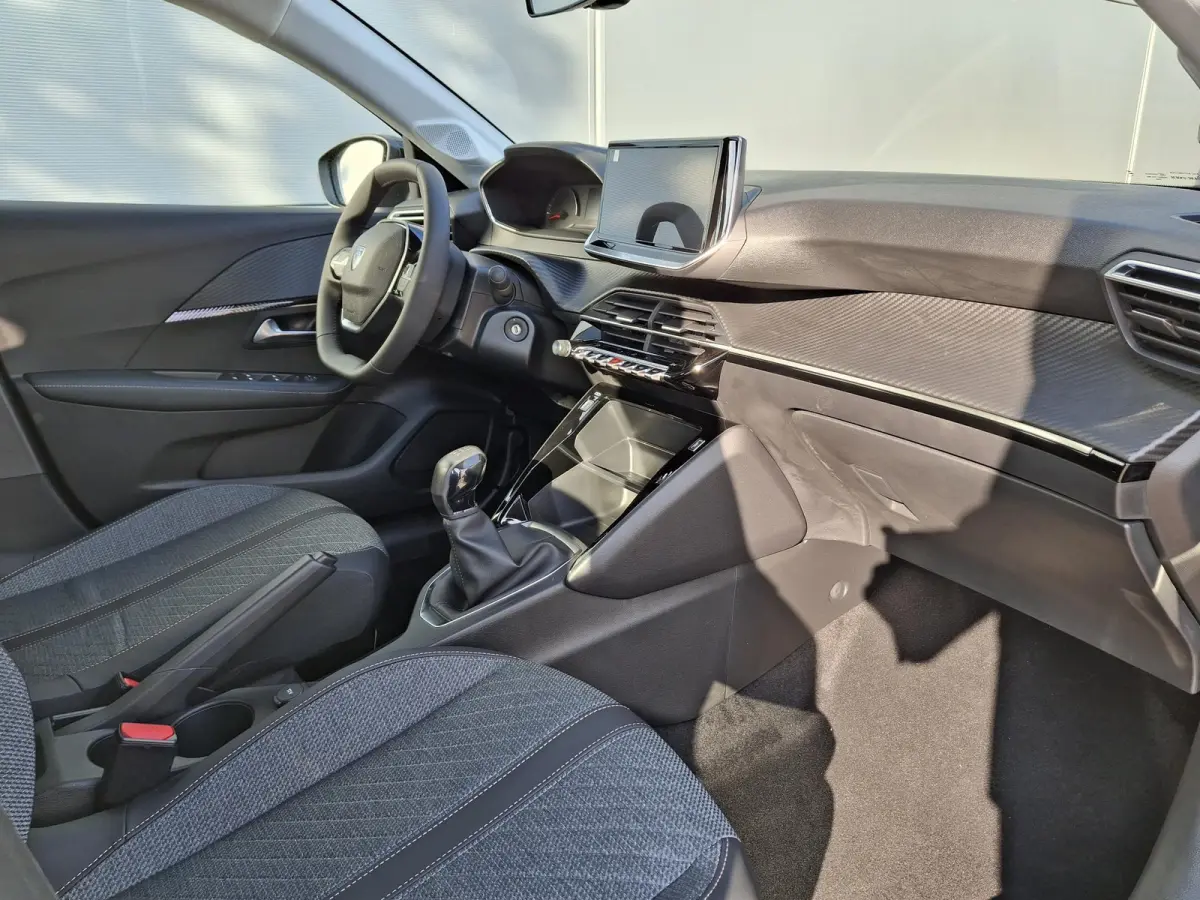1.2 PureTech 75pk Active | Parkeersensoren | Apple Carplay/Android Auto | Airco