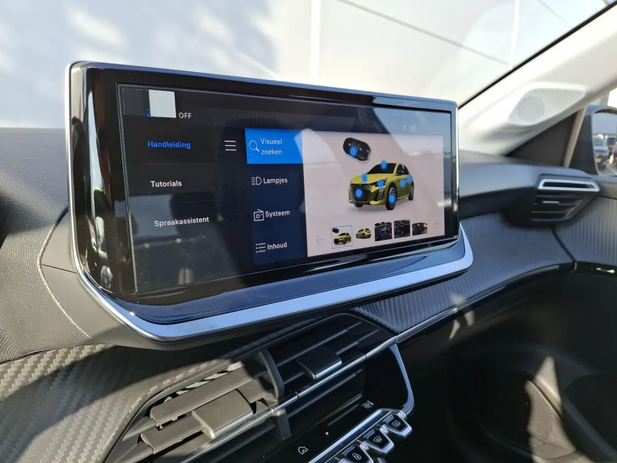 1.2 PureTech 75pk Active | Parkeersensoren | Apple Carplay/Android Auto | Airco