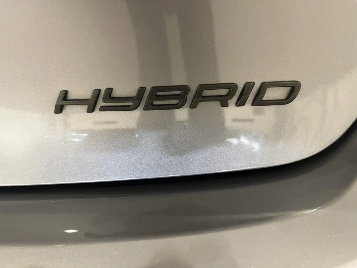 1.2 HYBRID 100 e-DSC6 Allure | 360 CAMERA | 16'' LMV | DODEHOEKDETECTIE | CLIMATE CONTROL