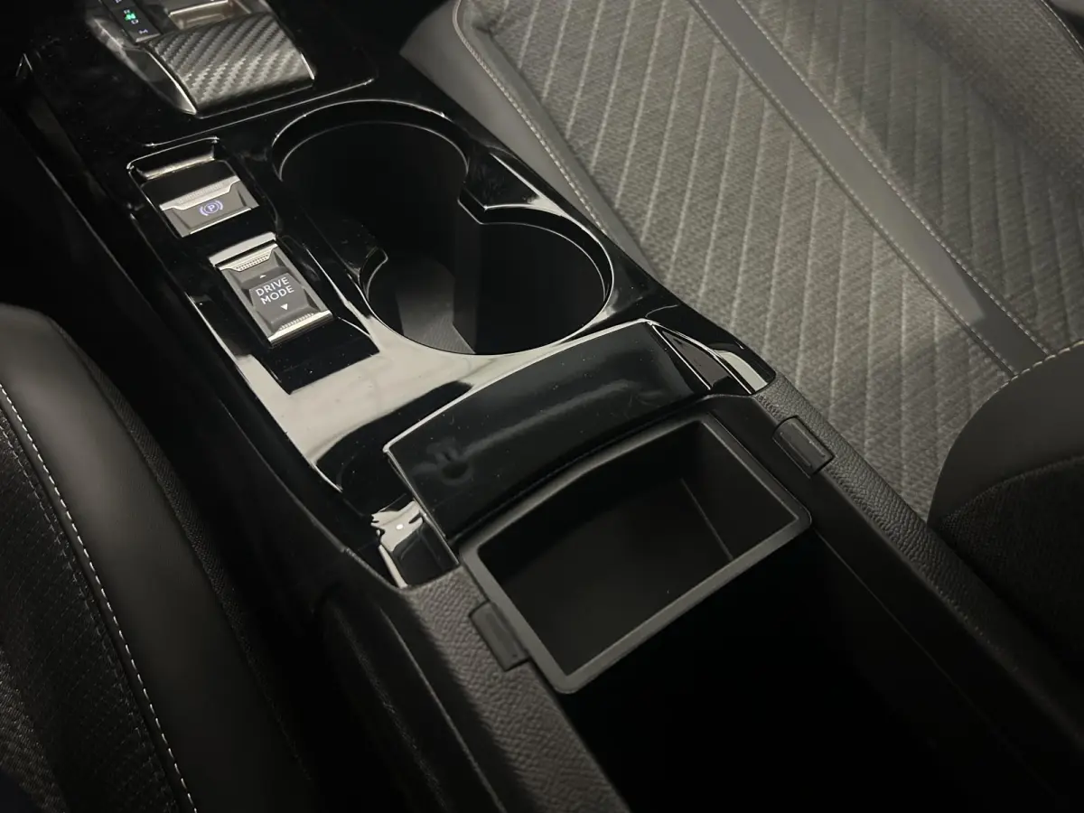 1.2 Hybrid 110 e-DCS6 Allure | Automaat | Apple Carplay/Android Auto | Airco | Navigatie