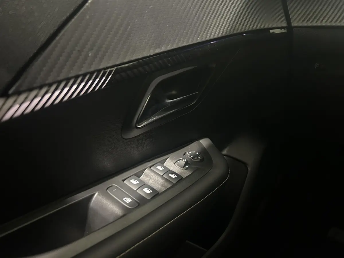 1.2 Hybrid 110 e-DCS6 Allure | Automaat | Apple Carplay/Android Auto | Airco | Navigatie