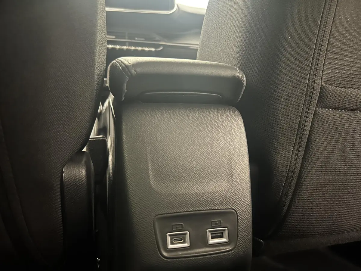 1.2 Hybrid 110 e-DCS6 Allure | Automaat | Apple Carplay/Android Auto | Airco | Navigatie