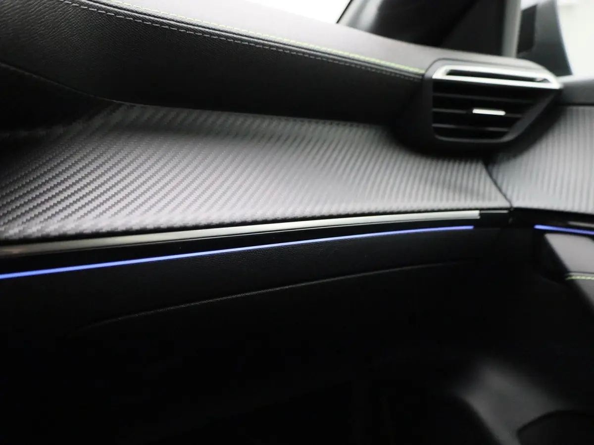 1.2 HYBRID 100 e-DSC6 GT | Automaat | 360 Camera | Dodehoek detectie | Apple Carplay/Android Auto | Cruise Control Adaptief met Stop&Go