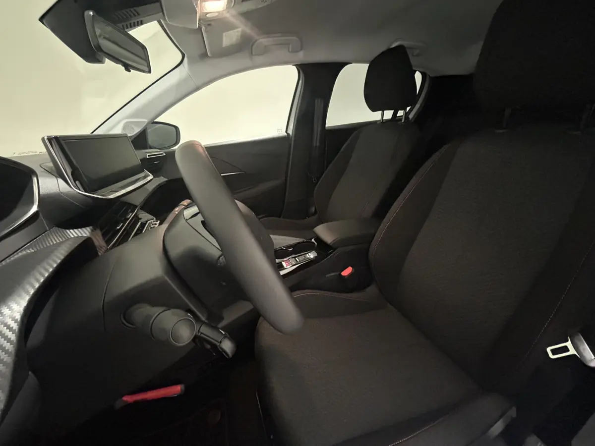 1.2 Hybrid 110 e-DCS6 Allure | NAVIGATIE | CAMERA ACHTER | APPLE CARPLAY/ANDROID AUTO | AUTOMAAT |