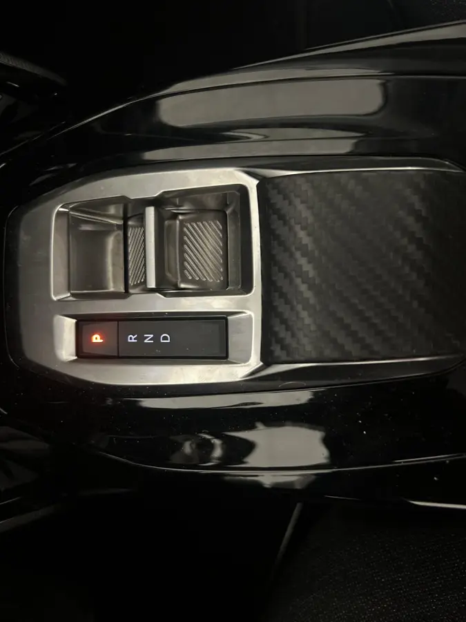 1.2 Hybrid 110 e-DCS6 Allure | NAVIGATIE | CAMERA ACHTER | APPLE CARPLAY/ANDROID AUTO | AUTOMAAT |