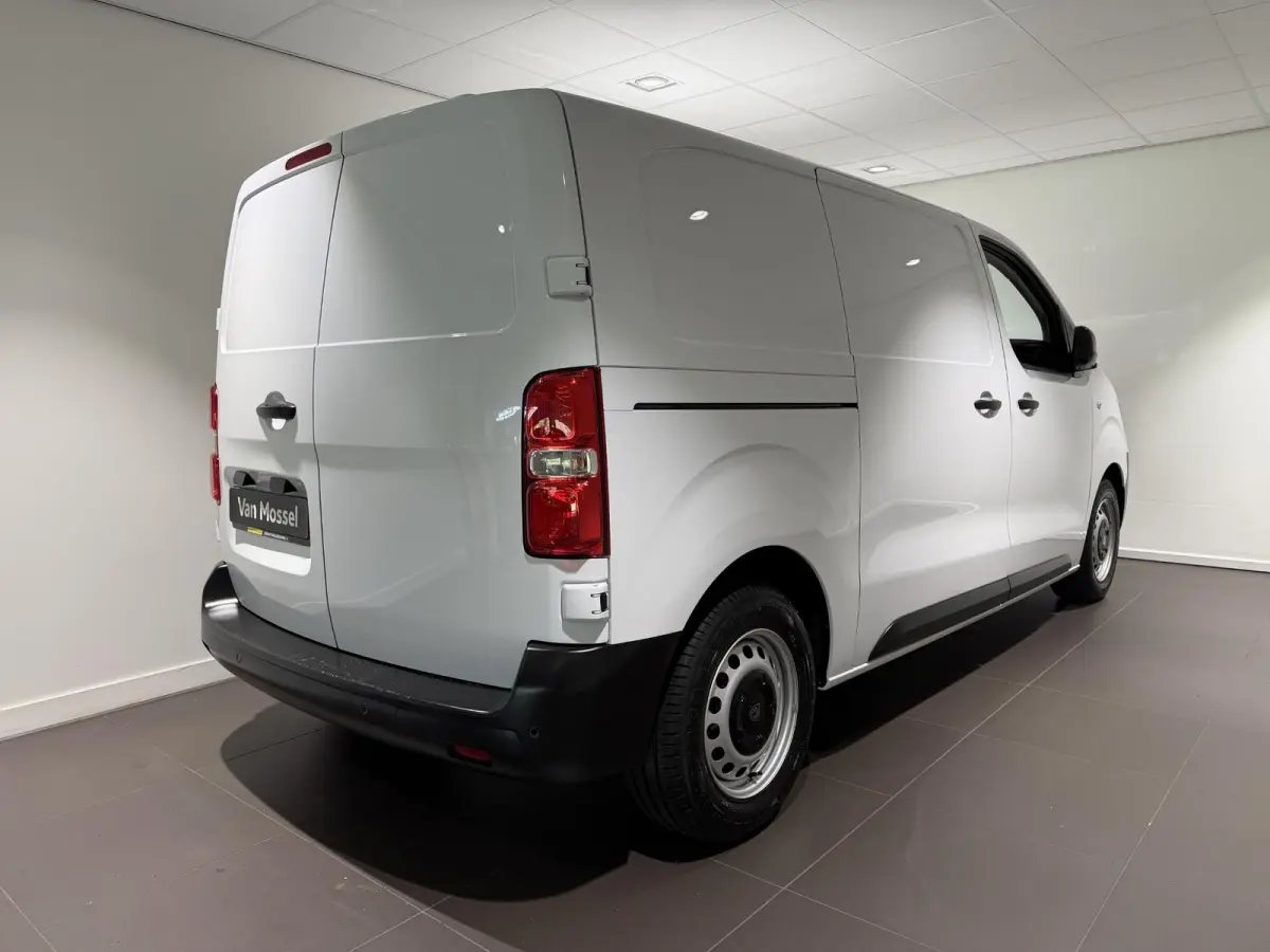 EV L2 50 kWh | Navigatie | Airco | Parkeersensoren