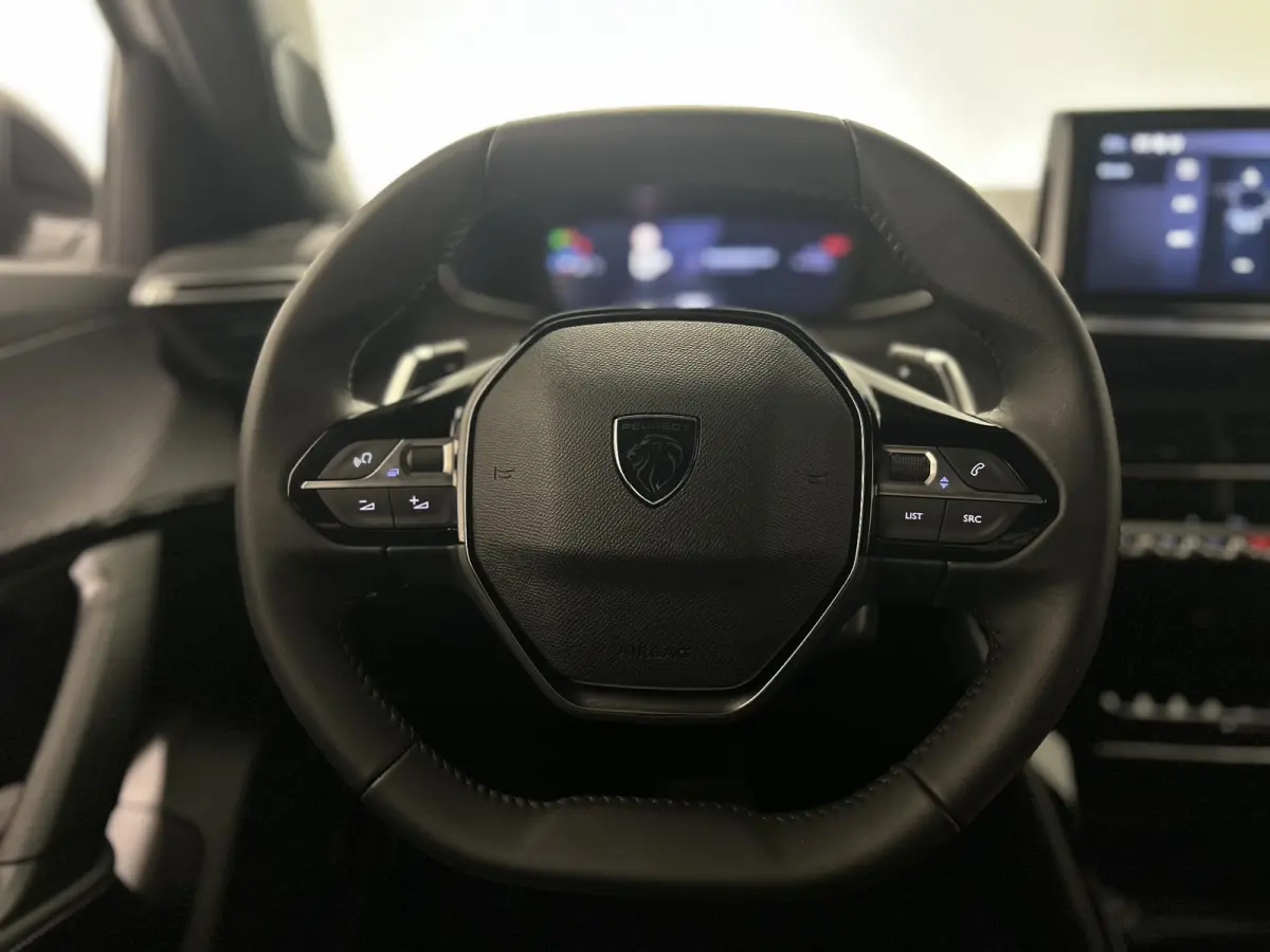1.2 Hybrid 145 Allure | CLIMATE CONTROL | NAVIGATIE | APPLE CARPLAY/ANDROID AUTO | DIGITAL DASH |