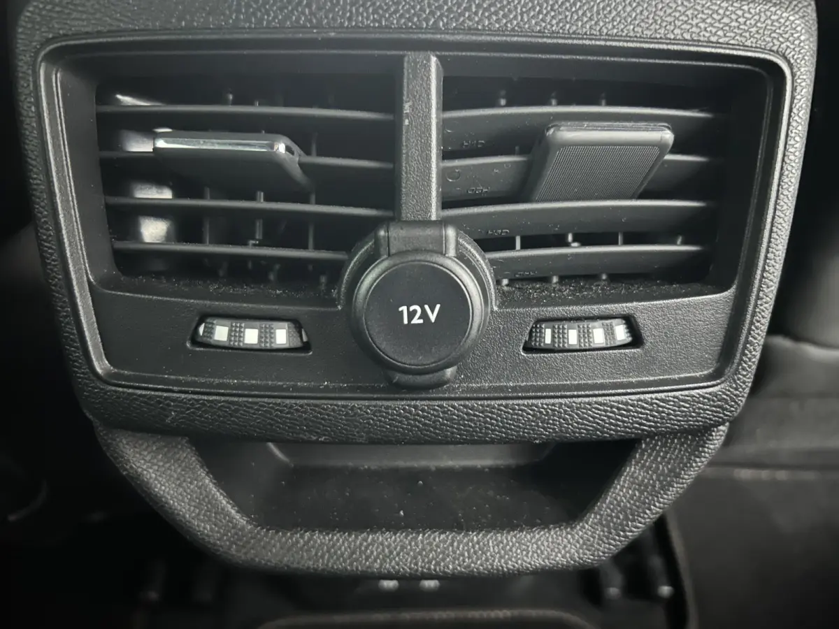 1.6 PureTech GT | AUTOMAAT | Camera | Navigatie | Climate control | Alcantara | Trekhaak |