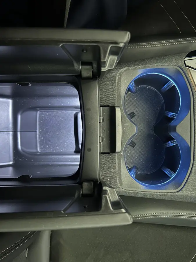 1.6 PureTech GT | AUTOMAAT | Camera | Navigatie | Climate control | Alcantara | Trekhaak |