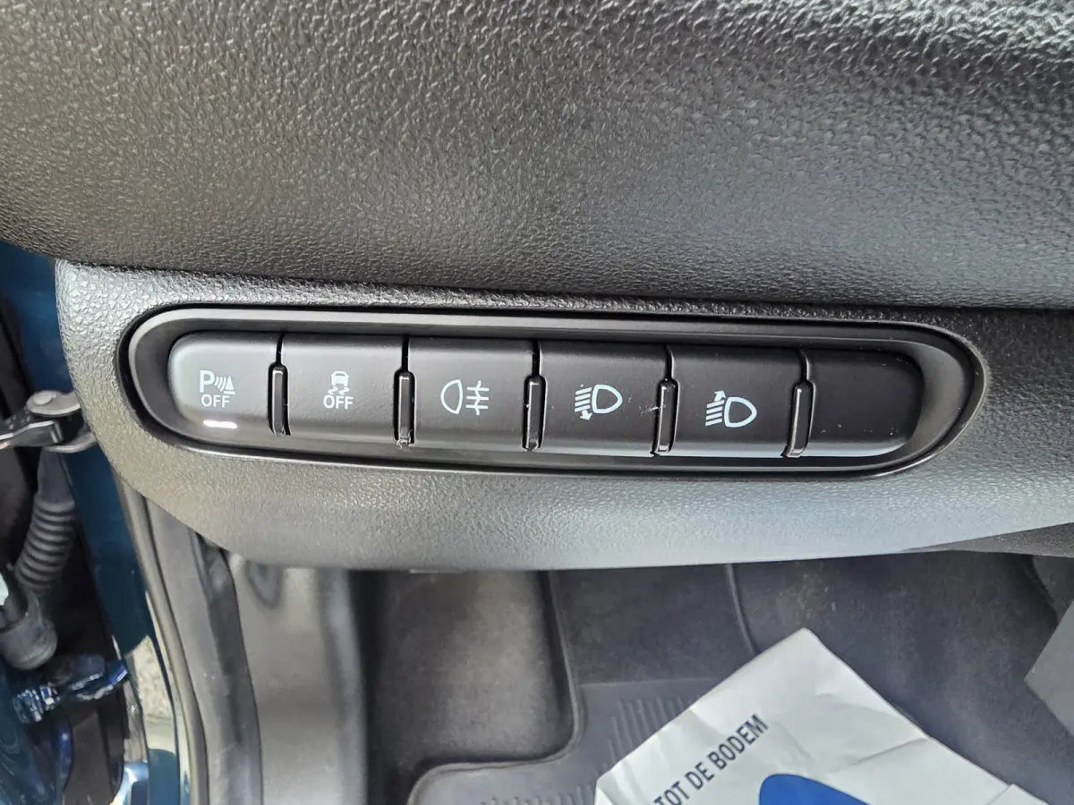 Urban 42 kWh | Pack Style | Pack Comfort | Camera | Stoelverwarming | Cruise control | Lane Assist | Apple Carplay/Android Auto