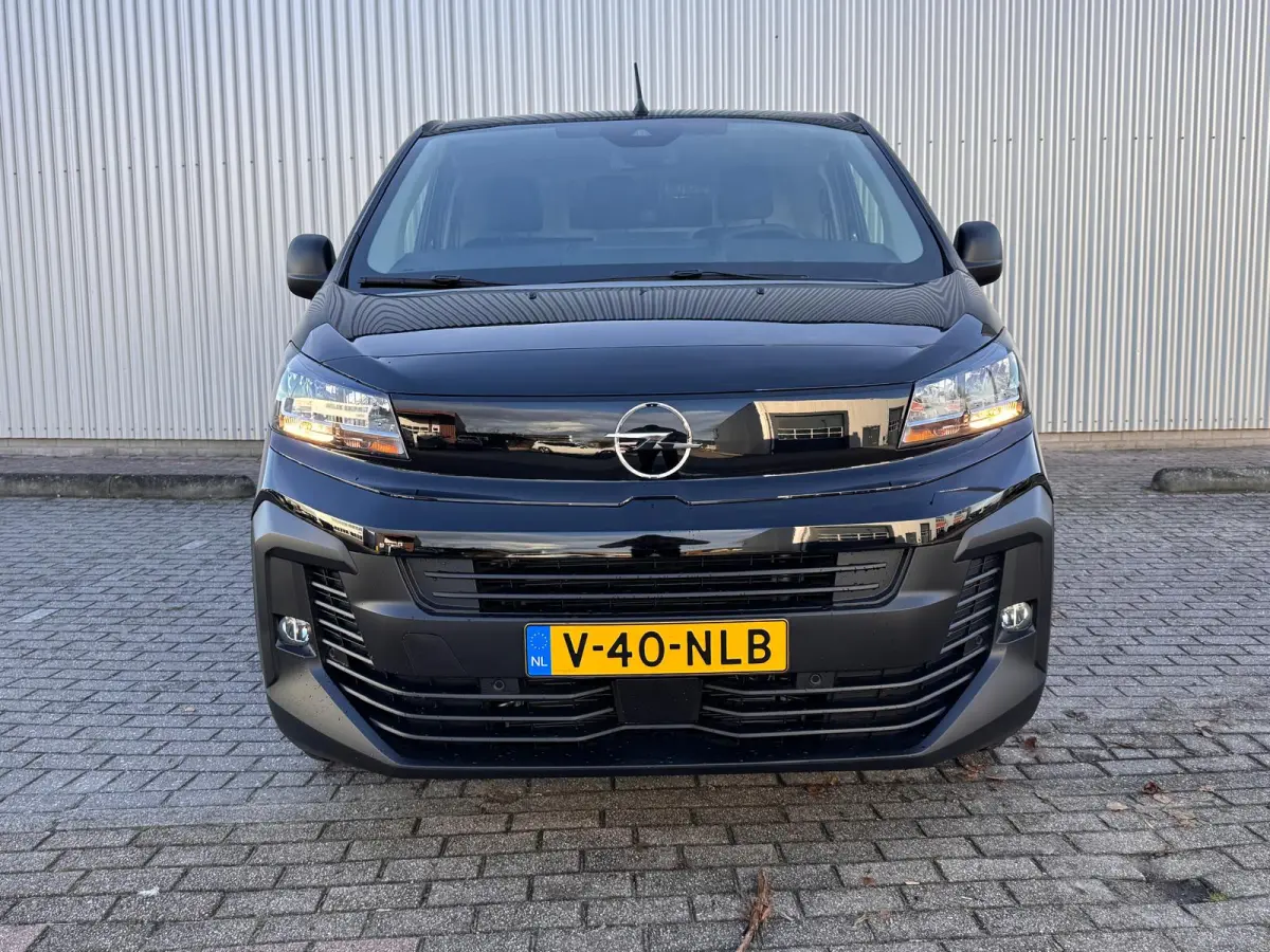 Electric L3 75 kWh | 11 kW lader | 2 zitplaatsen rechtsvoor | Airco