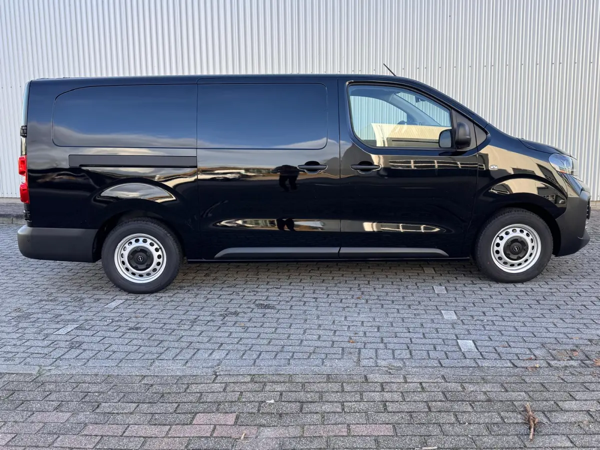 Electric L3 75 kWh | 11 kW lader | 2 zitplaatsen rechtsvoor | Airco