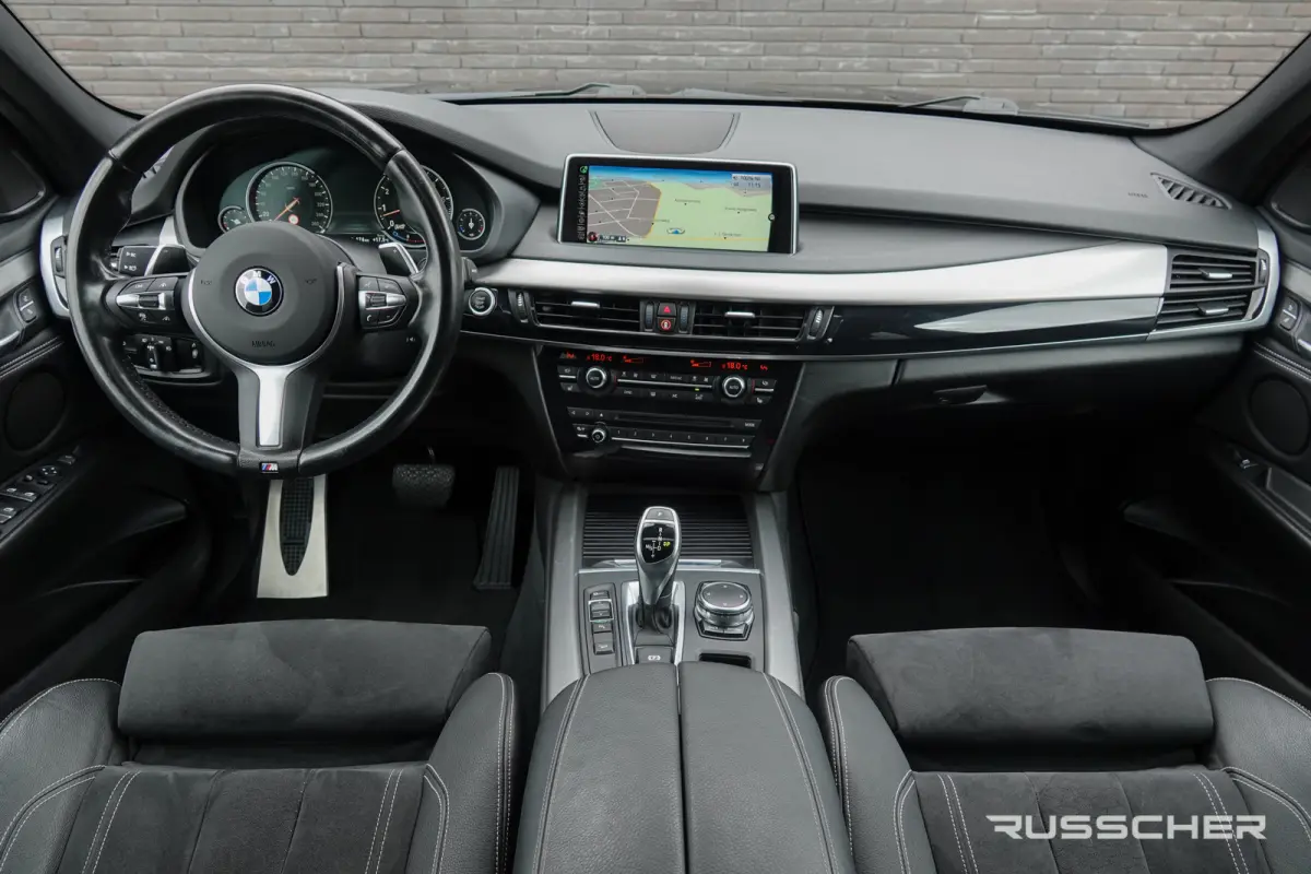 xDrive35i 306Pk Aut. | High Executive | Shadow Line | Head-Up Display | Achteruitrijcamera | Panoramadak | 20''
