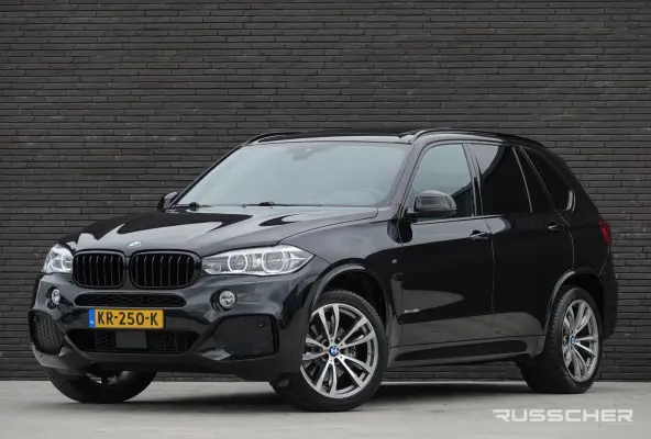 xDrive35i 306Pk Aut. | High Executive | Shadow Line | Head-Up Display | Achteruitrijcamera | Panoramadak | 20''