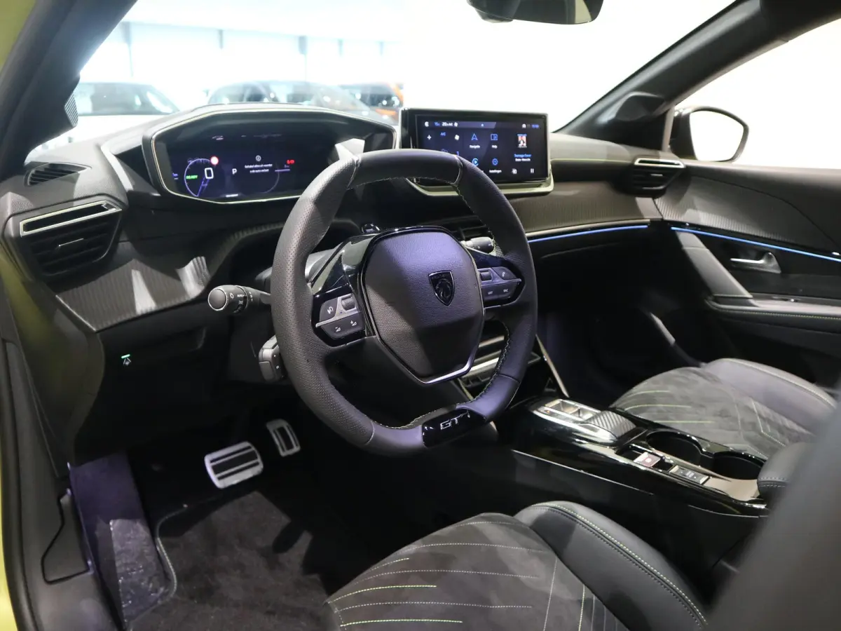 GT 51 kWh - SPORTSTOELEN - APPLE CARPLAY/ANDROID AUTO - CRUISE CONTROL