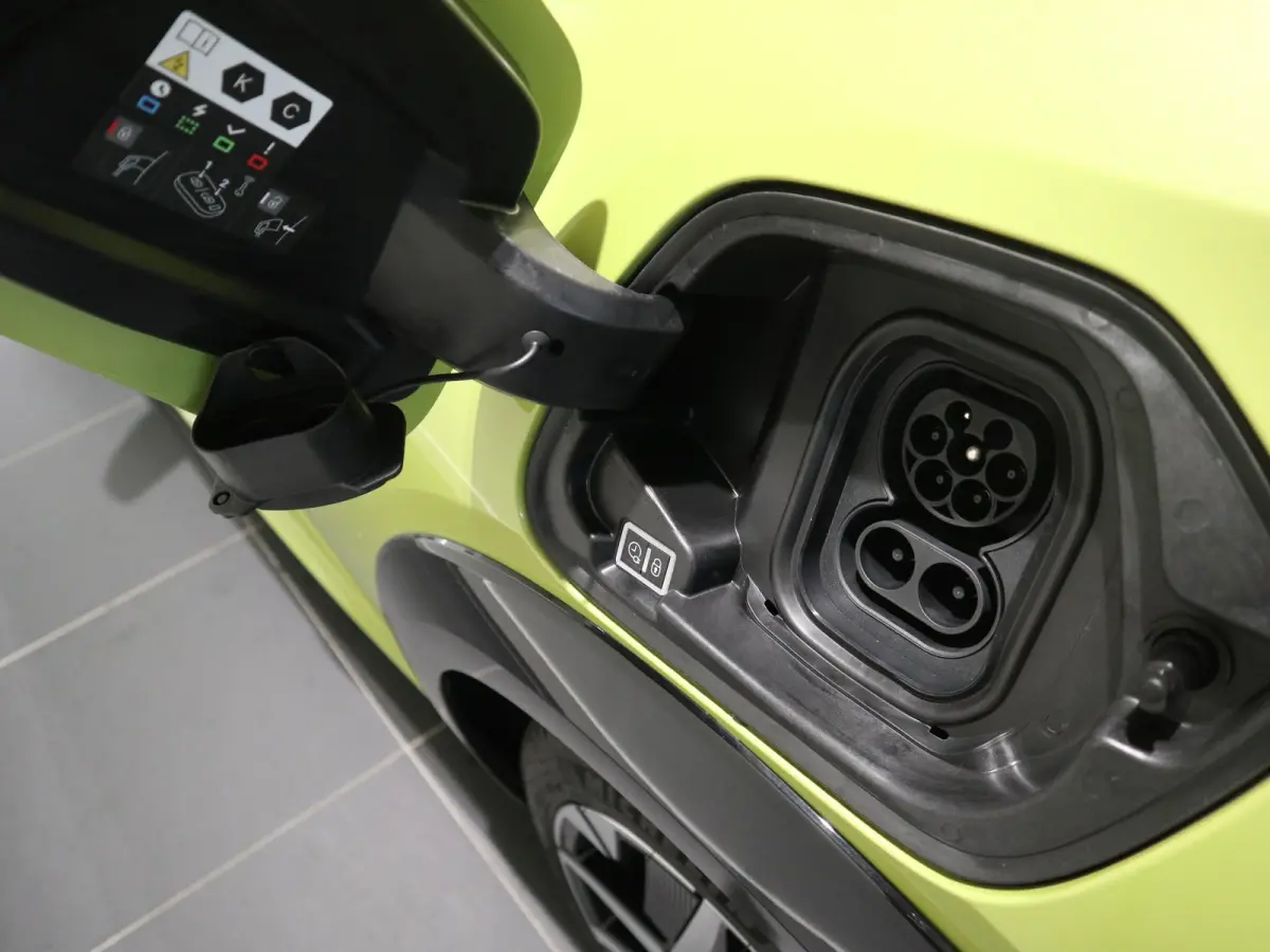 GT 51 kWh - SPORTSTOELEN - APPLE CARPLAY/ANDROID AUTO - CRUISE CONTROL