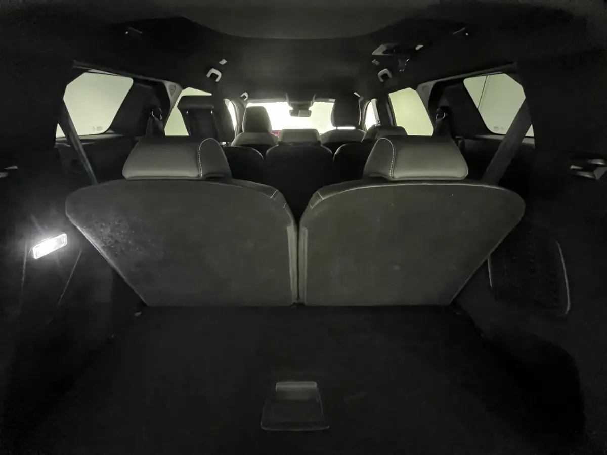 1.2 Hybrid 145 Allure 7p | CAMERA | APPLE CARPLAY/ANDROID AUTO | CLIMATE CONTROL | LMV |
