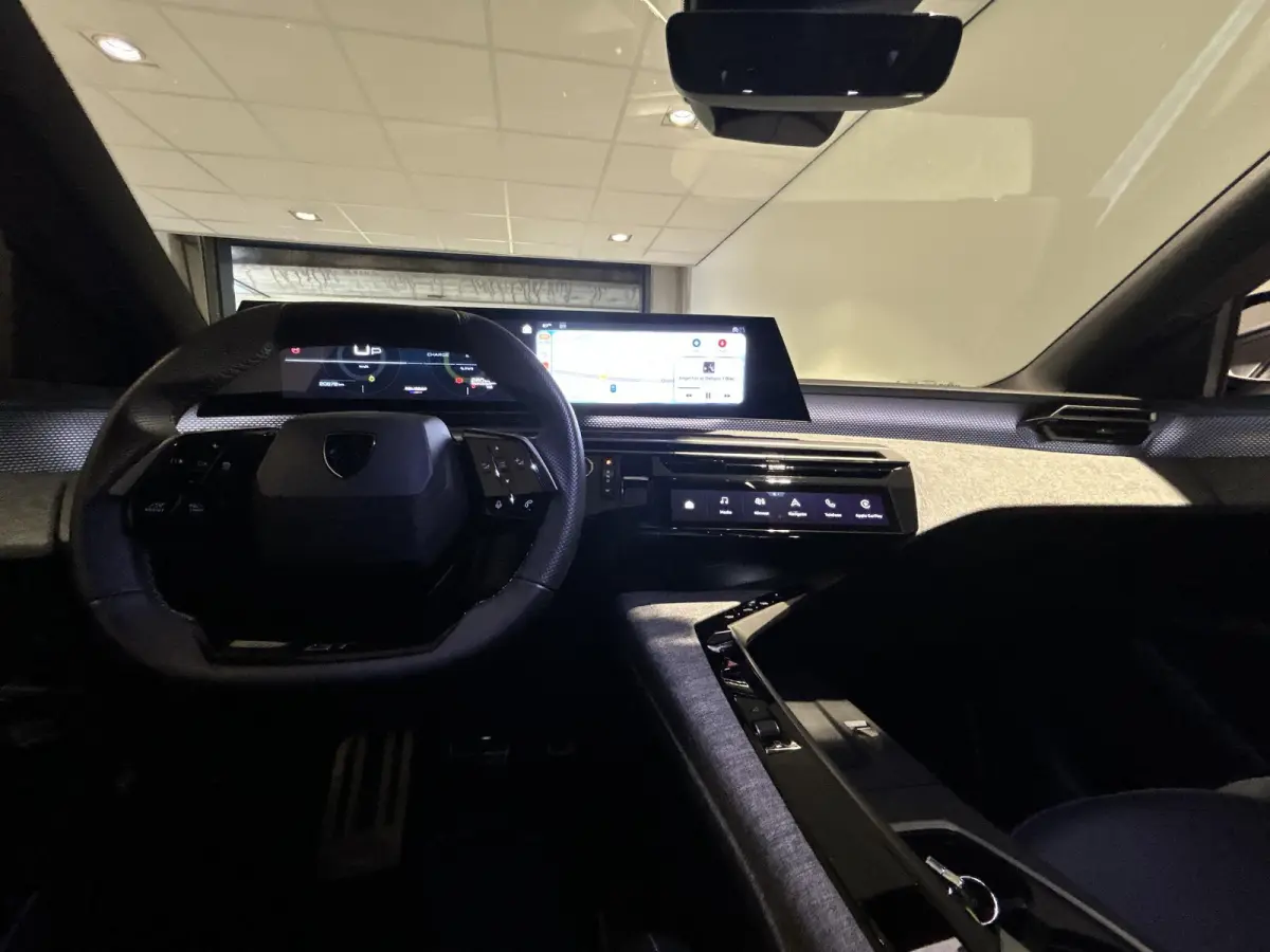 1.2 Hybrid 145 GT 7p