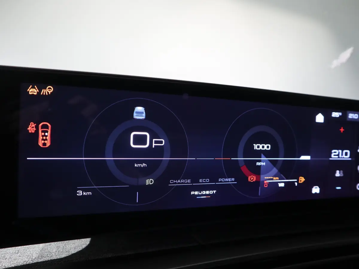 Hybrid Allure - CAMERA - NAVIGATIE - 7 ZITS