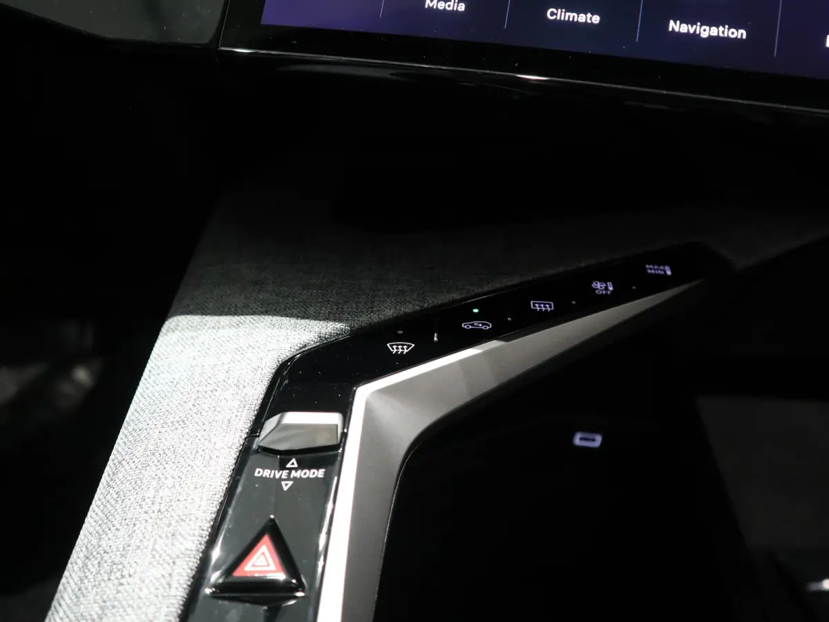 Hybrid Allure - CAMERA - NAVIGATIE - 7 ZITS