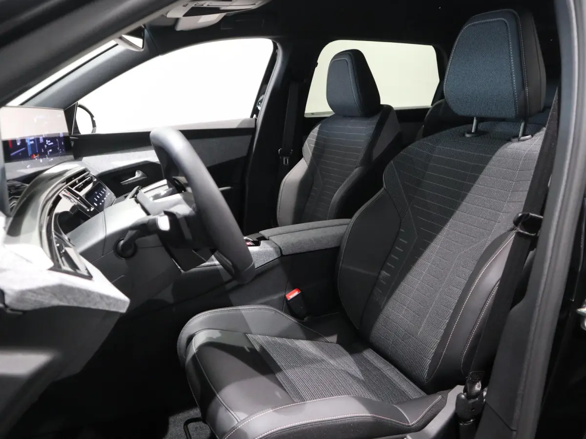 Hybrid Allure - CAMERA - NAVIGATIE - 7 ZITS