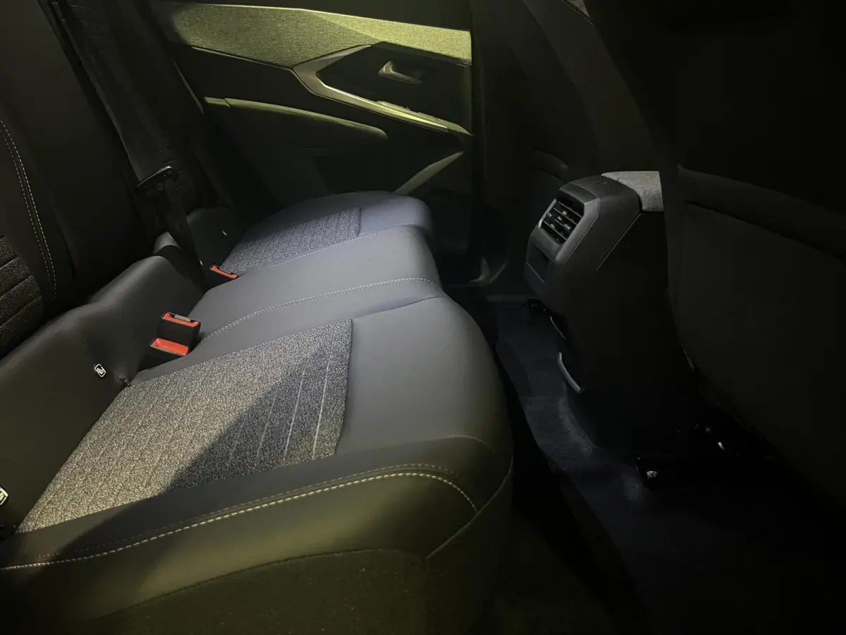 1.6 plug-in Hybrid 195 Allure