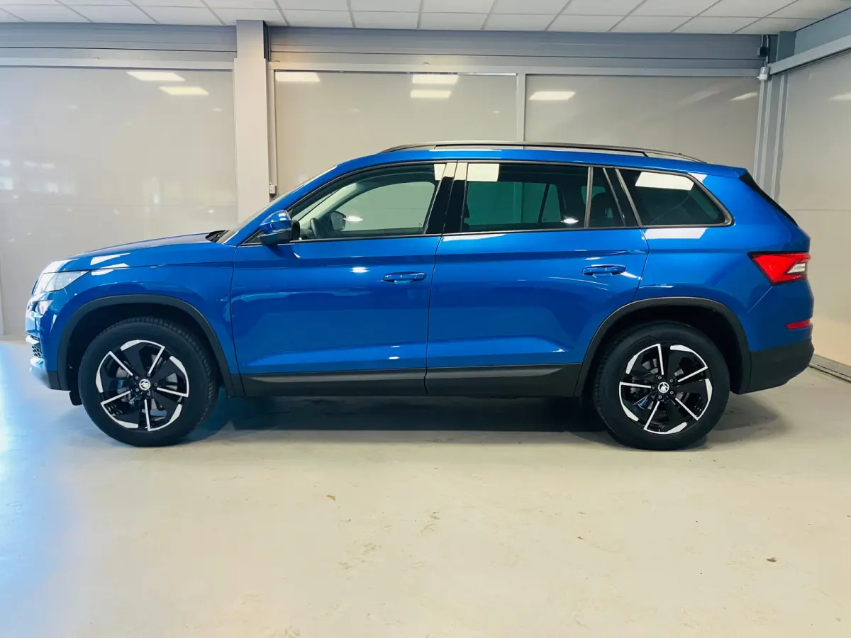 Ambition 1.5TSi DSG | 7-Persoons | Camera | 18" BI-color velgen | CarPlay | Virtual cockpit |
