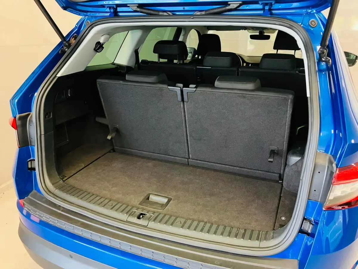 Ambition 1.5TSi DSG | 7-Persoons | Camera | 18" BI-color velgen | CarPlay | Virtual cockpit |