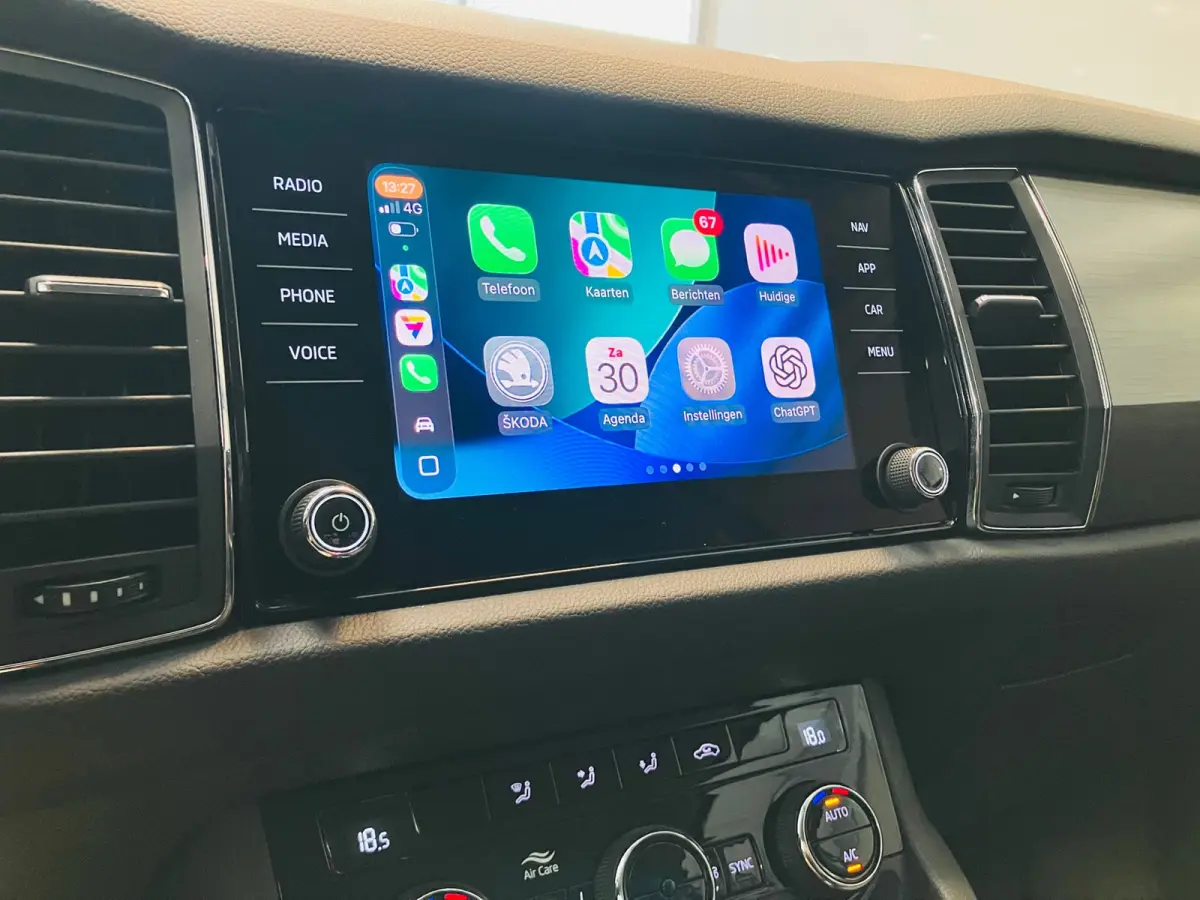 Ambition 1.5TSi DSG | 7-Persoons | Camera | 18" BI-color velgen | CarPlay | Virtual cockpit |