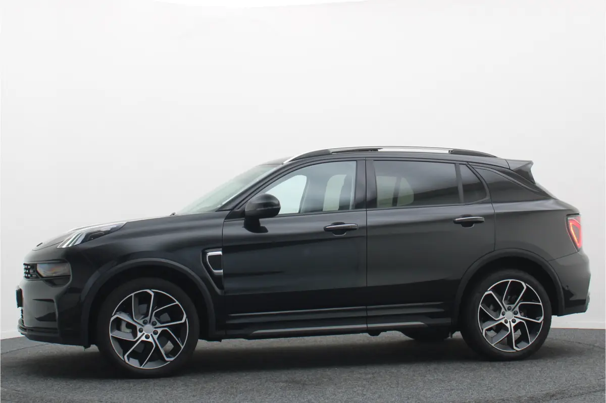 1.5 Plug-in Hybrid 360° Camera, Panoramadak, ACC, Apple Carplay, Infinity Sound, DAB, 20''