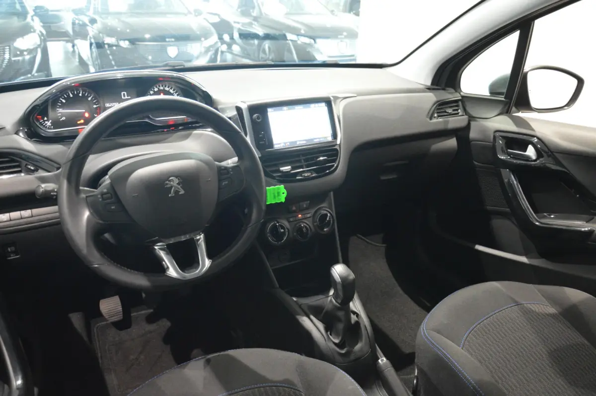 Signature NAVIGATIE - AIRCO - HANDGESCHAKELD