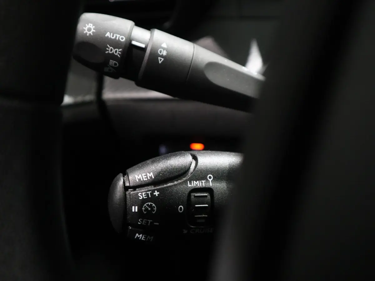 Like - CRUISE CONTROL - LICHTSENSOR - BLUETOOTH