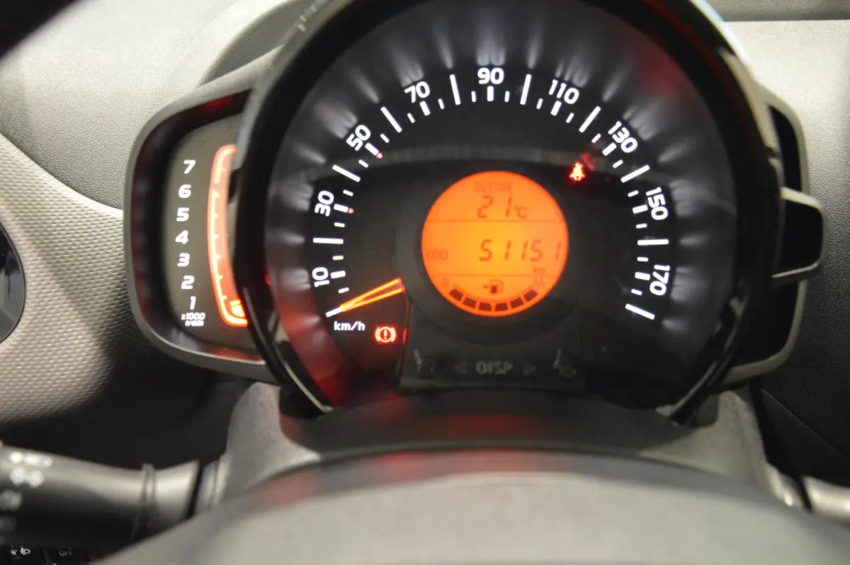 1.0 e-VTi Allure Groot scherm en camera