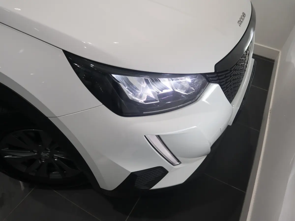 Active HOGE INSTAP - HANDBAK - APPLE CARPLAY/ ANDROID AUTO