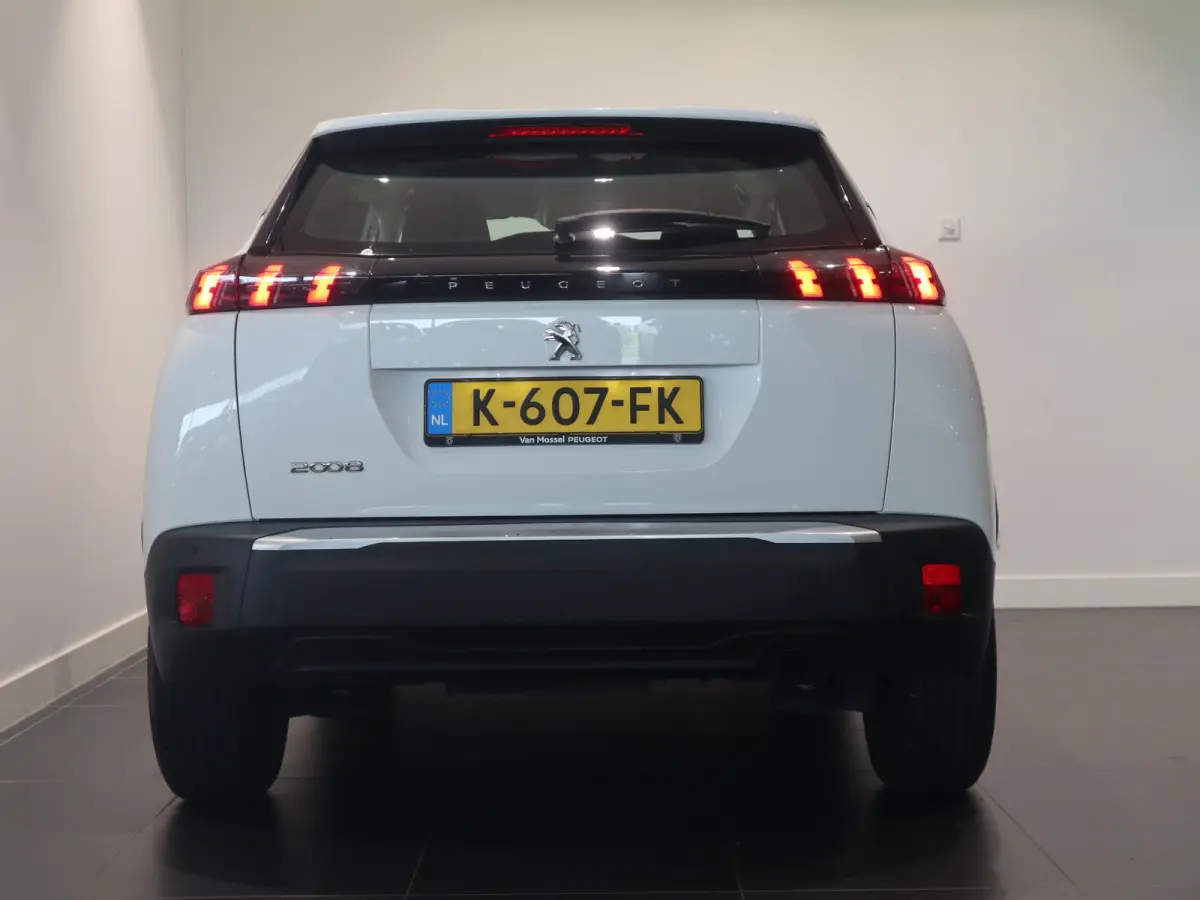 Active | Navigatie | Apple Carplay/Android Auto | 16" Lichtmetalen velgen