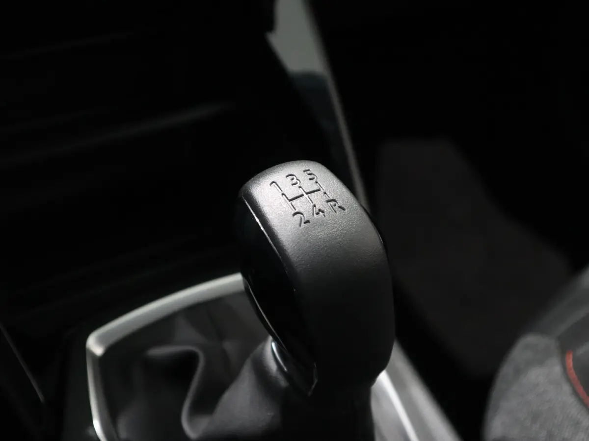 Active Pack - AIRCO - CLIMATE CONTROL - APPLE CARPLAY/ANDROID AUTO