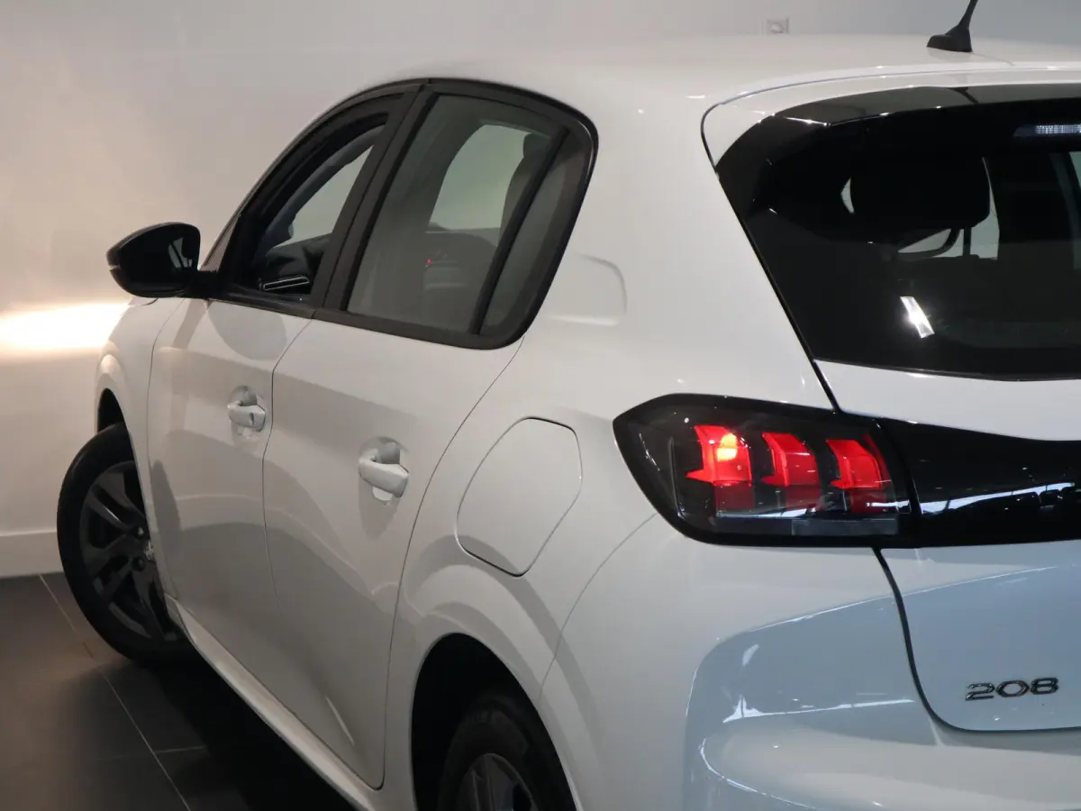 Active Pack - AIRCO - CLIMATE CONTROL - APPLE CARPLAY/ANDROID AUTO