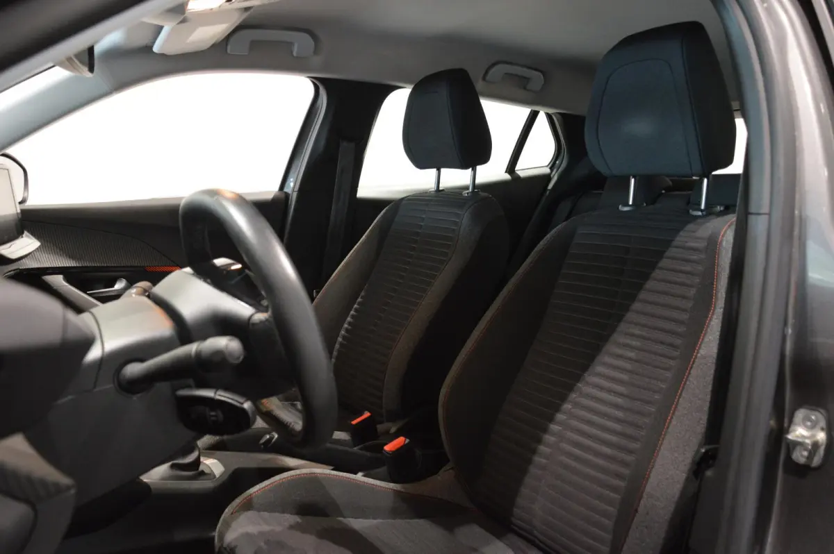 Active Pack - NAVIGATIE - HOGE INSTAP - LED VERLICHTING
