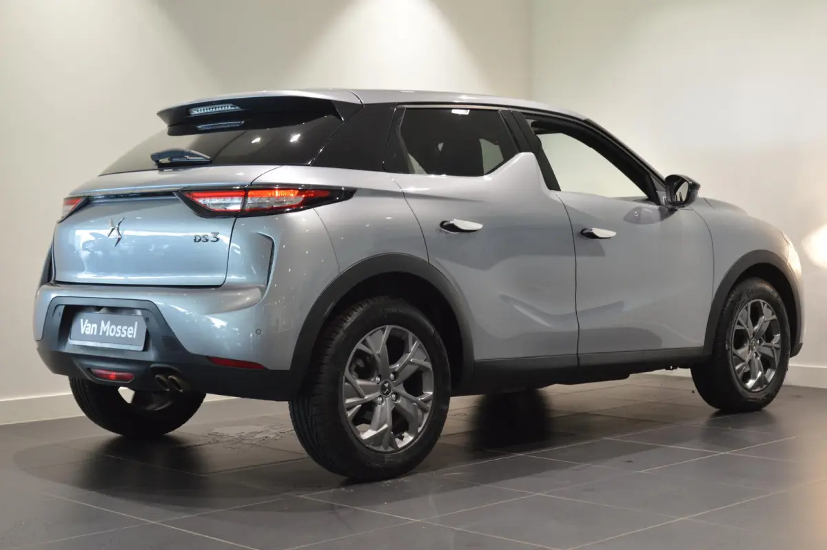 130PK Bastille | Automaat | Apple Carplay/Android Auto | Achteruitrijcamera | Climate Control | Lichtmetalen Velgen |