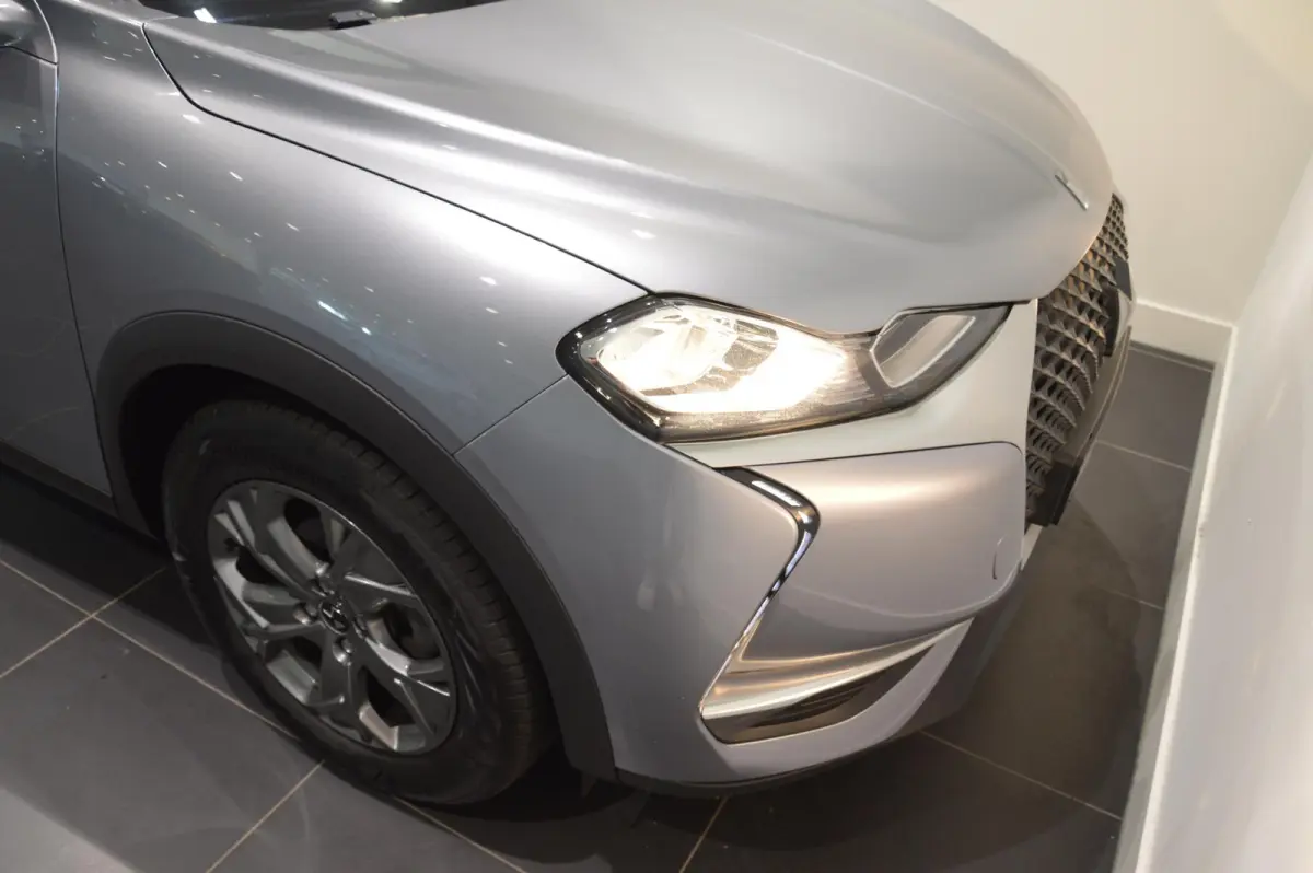 130PK Bastille | Automaat | Apple Carplay/Android Auto | Achteruitrijcamera | Climate Control | Lichtmetalen Velgen |