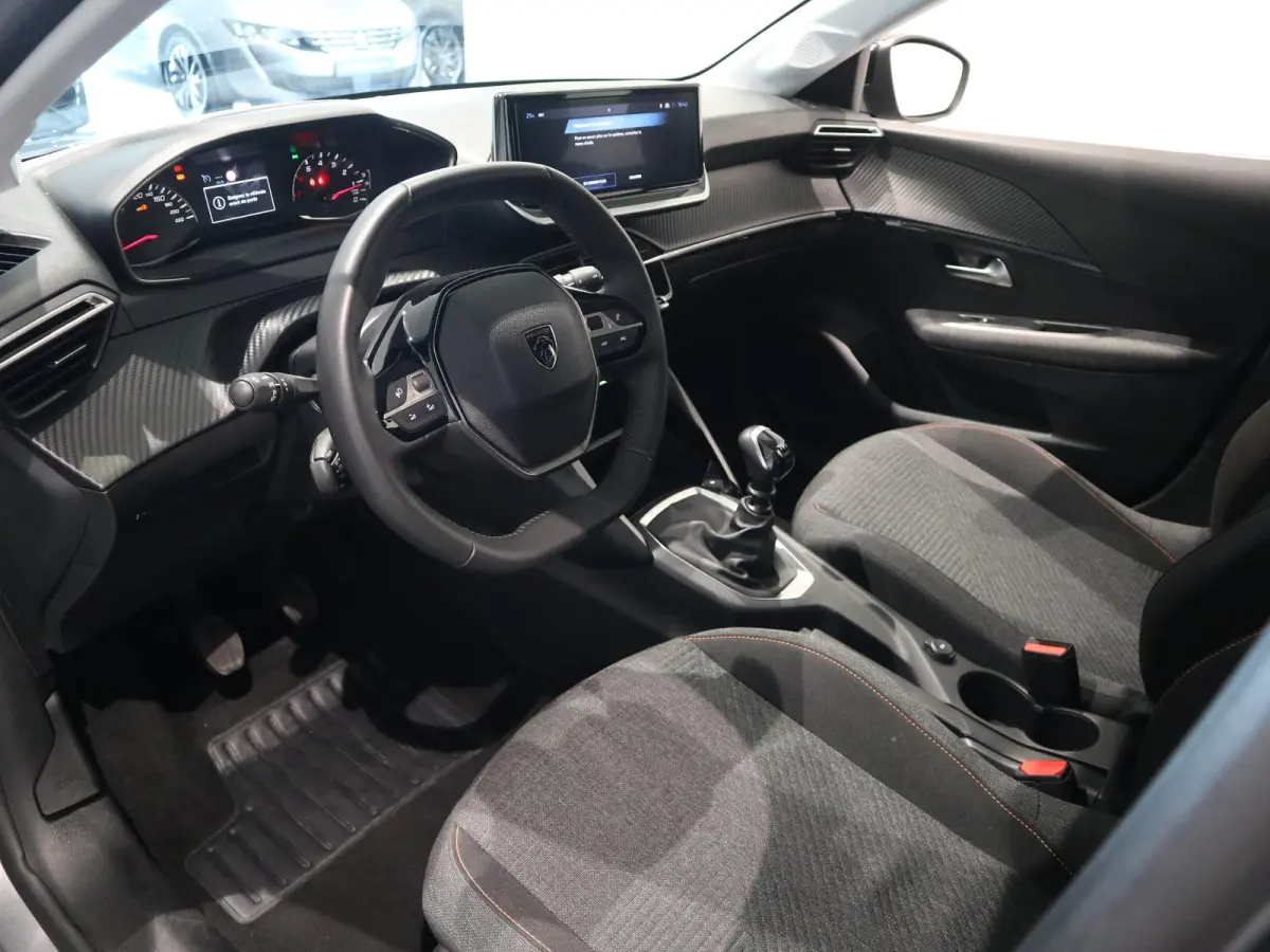 100PK Style - DRAADLOZE APPLE CARPLAY//ANDROID AUTO - NAVIGATIE - FULL LED