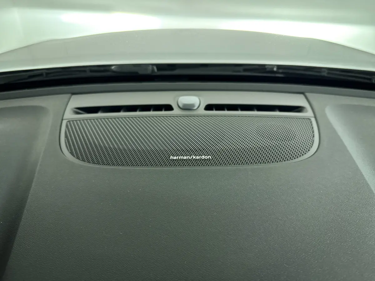 B4 Plus Dark | Panoramadak | 360° camera | Harman Kardon | Stoel- en stuurverwarming | Trekhaak