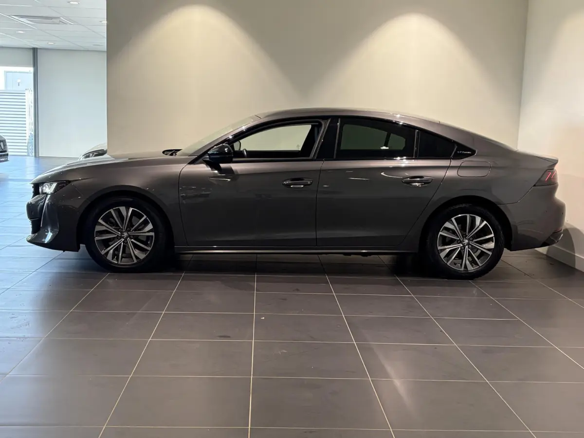 1.6 HYbrid Allure | Adaptive Cruise | Navigatie | Camera | Parkeersensoren | Carplay |