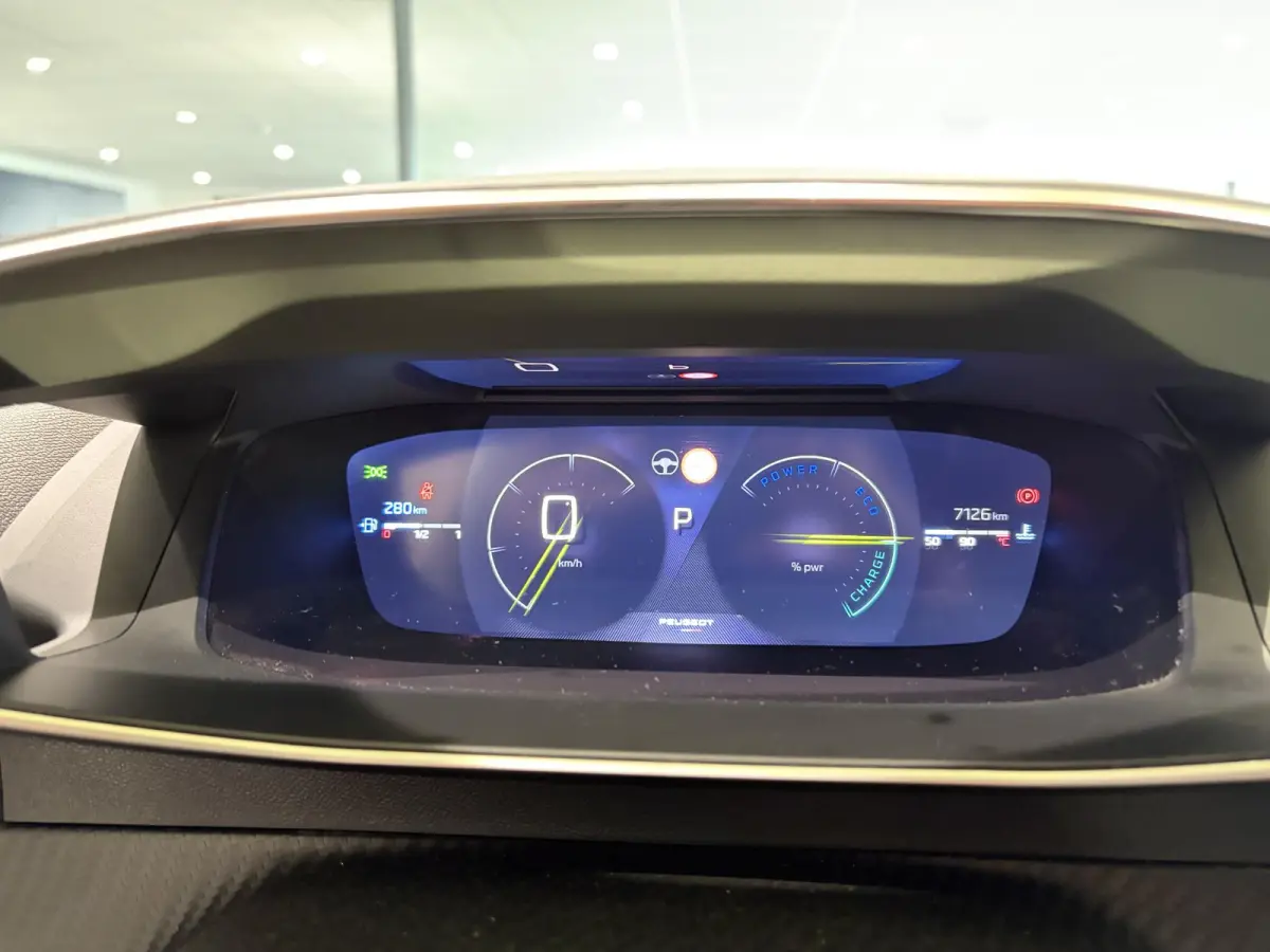 1.2 Hybrid 145 e-DCS6 GT NAVIGATIE - 360 GRADEN CAMERA - WEINIG KILOMETERS!