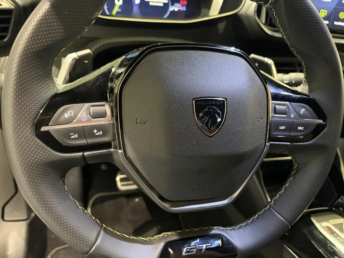 1.2 Hybrid 145 e-DCS6 GT NAVIGATIE - 360 GRADEN CAMERA - WEINIG KILOMETERS!