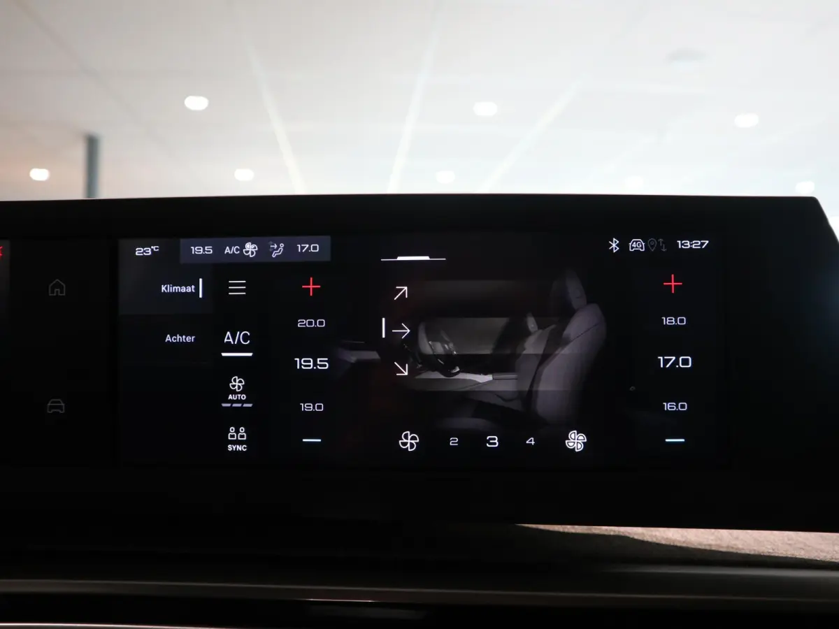 Hybrid 145 Allure 7 ZITS - WEINIG KILOMETERS - AUTOMAAT