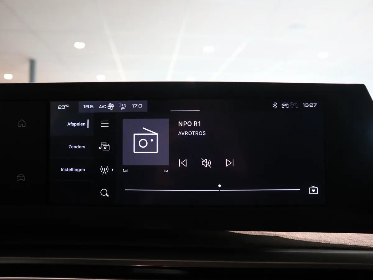 Hybrid 145 Allure 7 ZITS - WEINIG KILOMETERS - AUTOMAAT