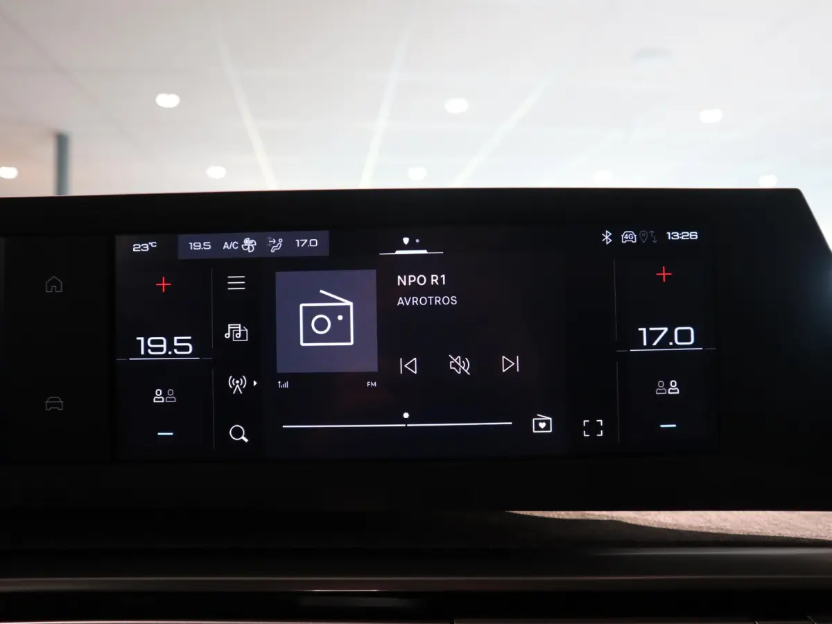Hybrid 145 Allure 7 ZITS - WEINIG KILOMETERS - AUTOMAAT