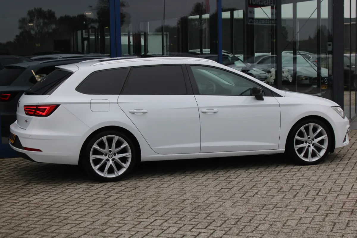 1.5 TSI FR Business Intense PANORAMADAK ACC