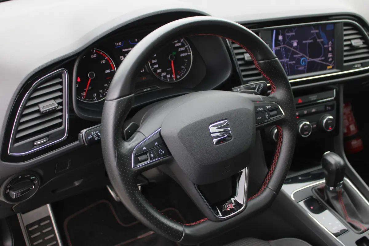 1.5 TSI FR Business Intense PANORAMADAK ACC